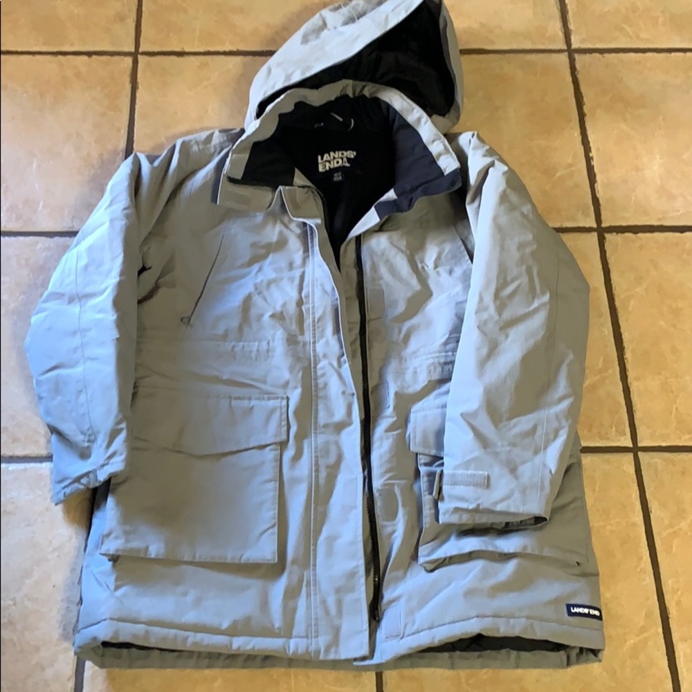 Women’s all weather snow/ski jacket size 10-12 M/P